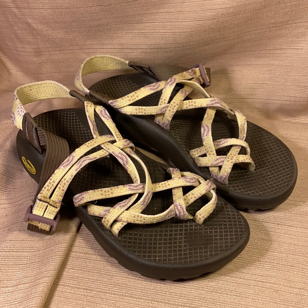 Chaco ZX/2 adjustable sandals almost NEW